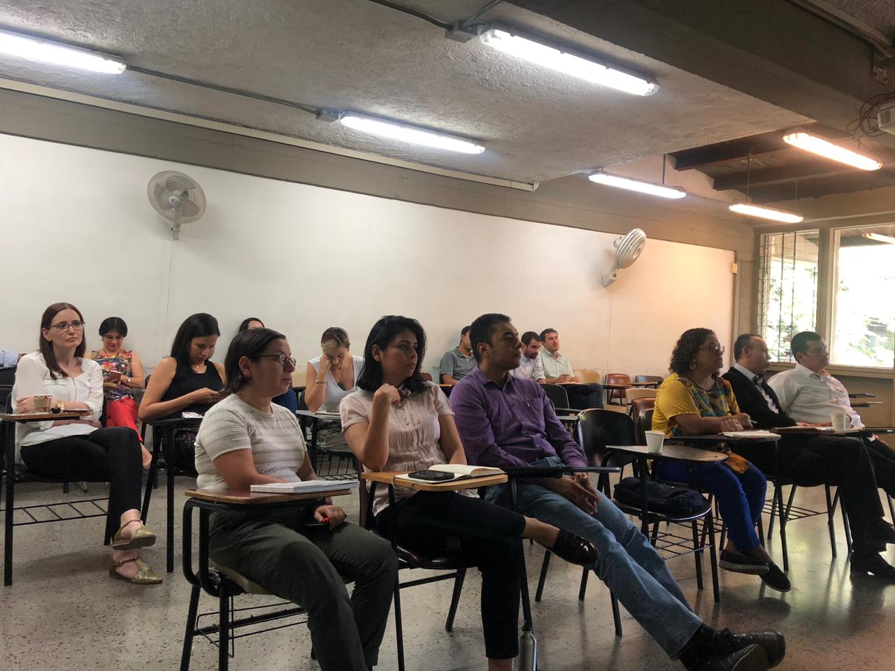 reunion socializacion profes2