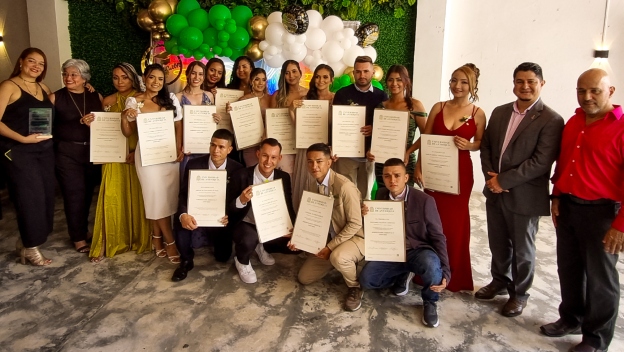 Campus Segovia UdeA graduó los primeros administradores ambientales y sanitarios de Colombia