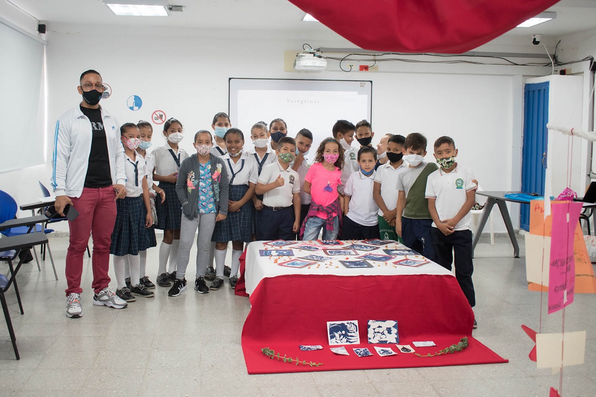 Trabajo con niñas de instituciones educativas de Hispania, Antioquia