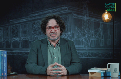 Germán Darío Valencia Agudelo es profesor de la Universidad de Antioquia desde 1998